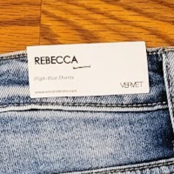 Vervet Rebecca High Rise Button Shorties, Size XS - Picture 8 of 9
